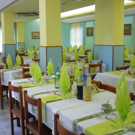 Parini Otel